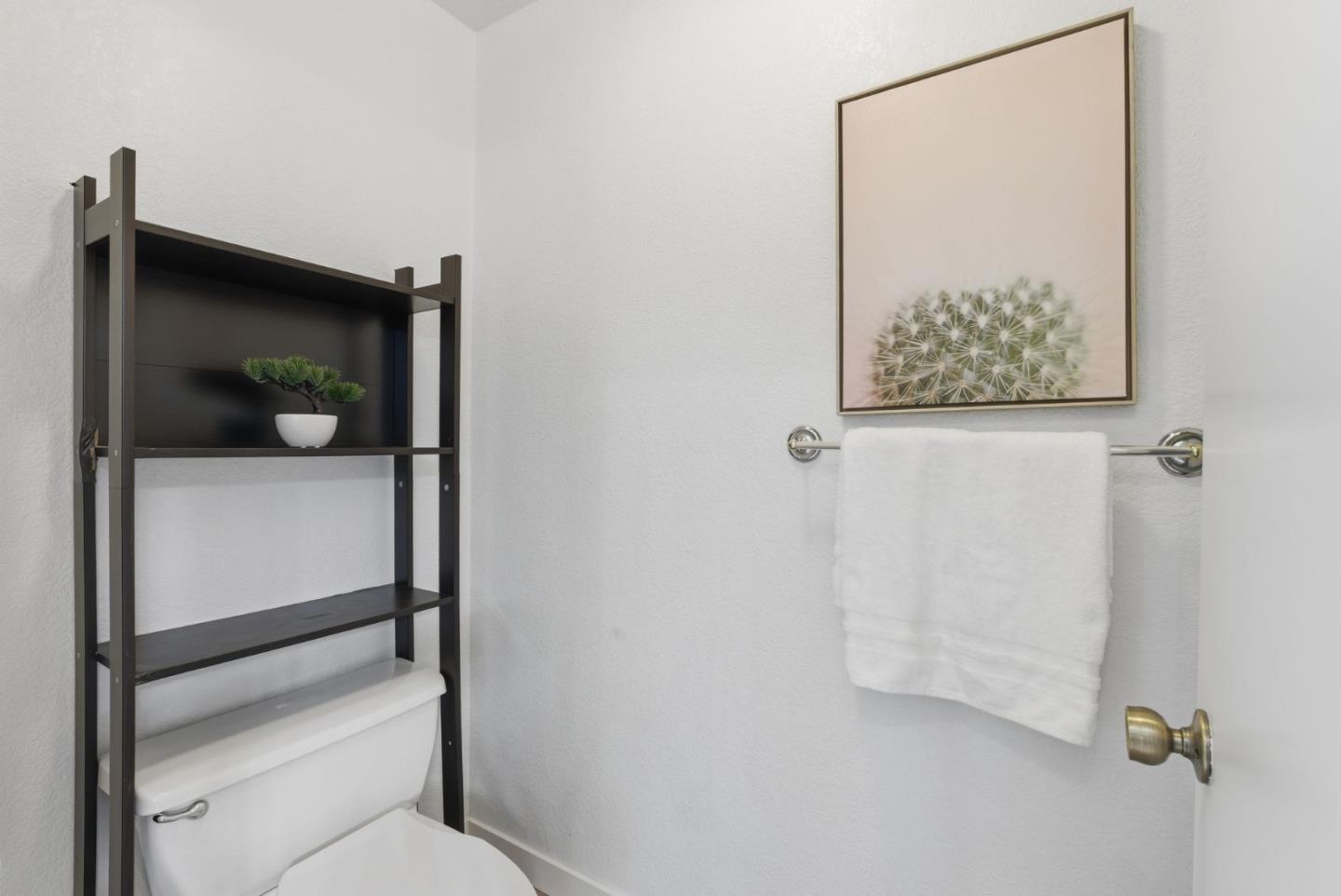 Detail Gallery Image 25 of 39 For 755 Mountain View Dr #2,  Daly City,  CA 94014 - 2 Beds | 2 Baths