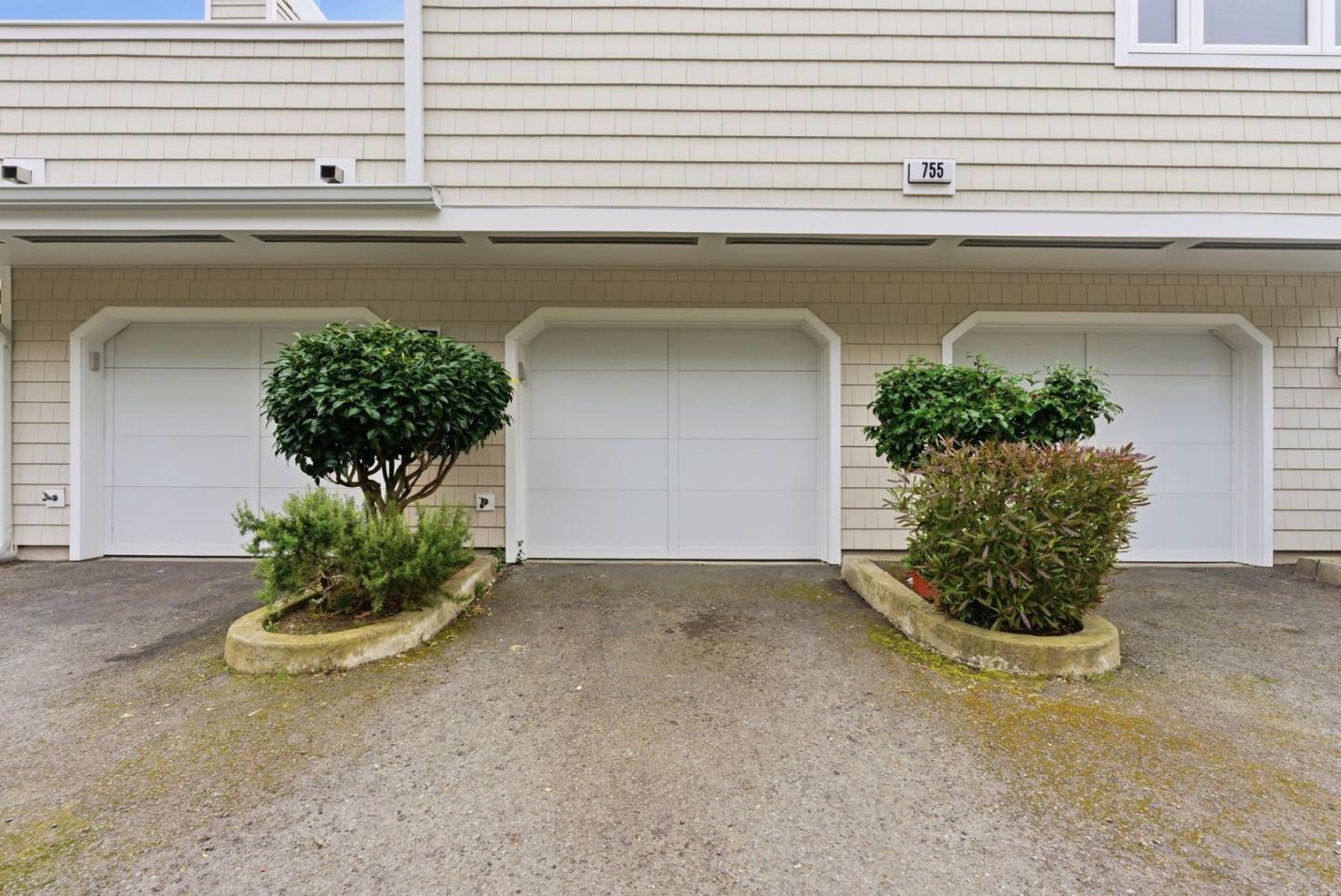 Detail Gallery Image 34 of 39 For 755 Mountain View Dr #2,  Daly City,  CA 94014 - 2 Beds | 2 Baths