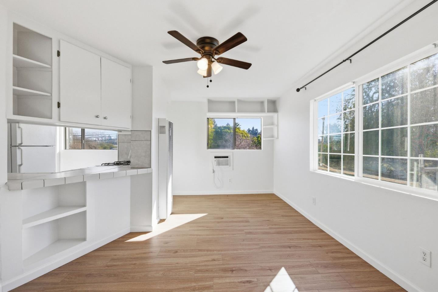 Detail Gallery Image 4 of 20 For 614 a Redwood Ave, Redwood City,  CA 94061 - 1 Beds | 1 Baths