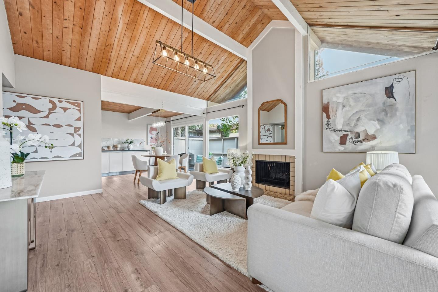 Photo #2: ML82032139 Listing: Photo #2