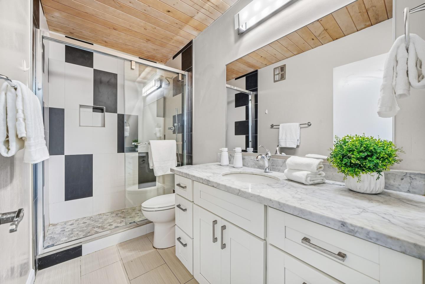 Photo #20: ML82032139 Listing: Photo #20