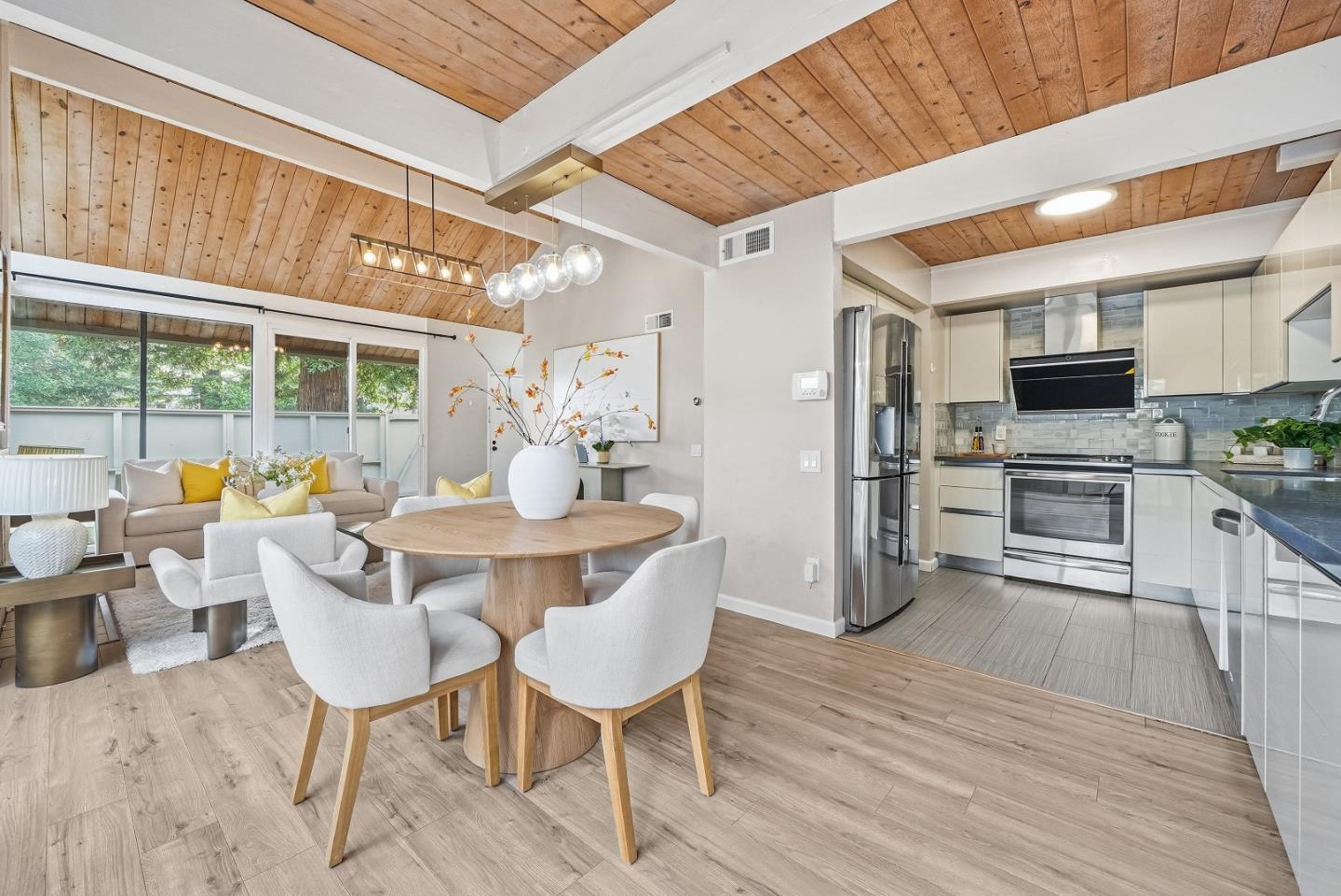 Photo #6: ML82032139 Listing: Photo #6