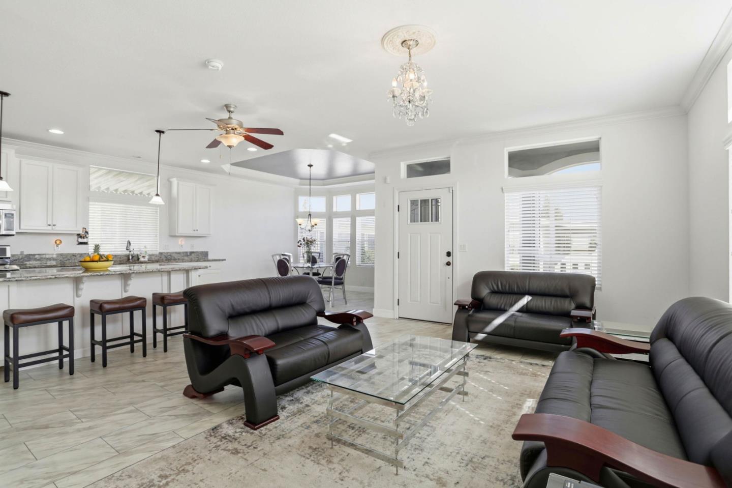 Detail Gallery Image 10 of 41 For 829 Villa Teresa Way #829,  San Jose,  CA 95123 - 3 Beds | 2 Baths