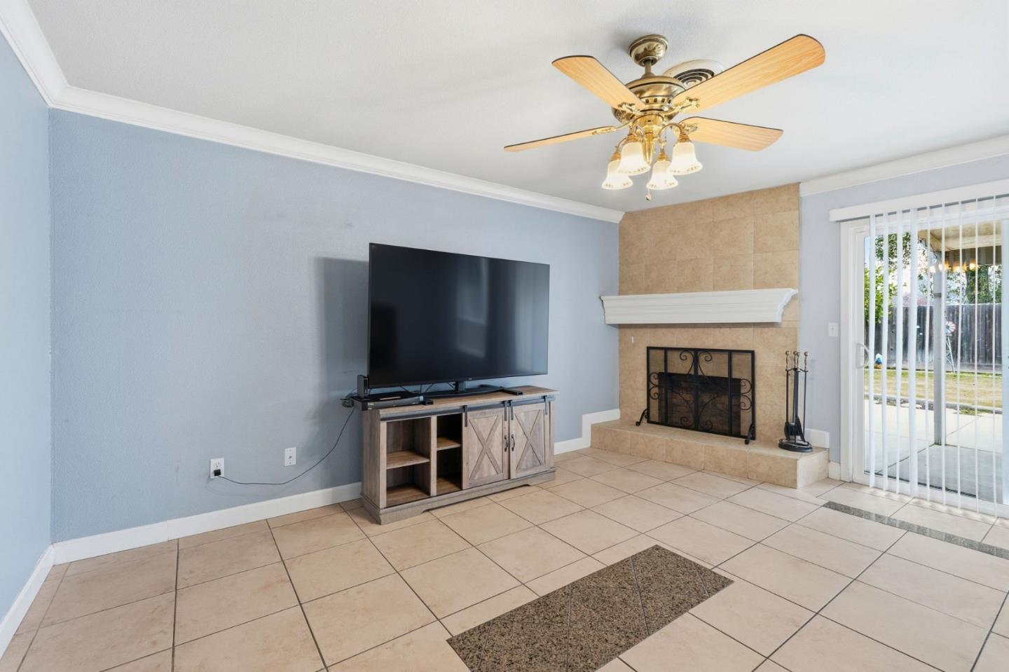 Detail Gallery Image 13 of 38 For 2425 Meadow Rue Dr, Modesto,  CA 95355 - 3 Beds | 2 Baths