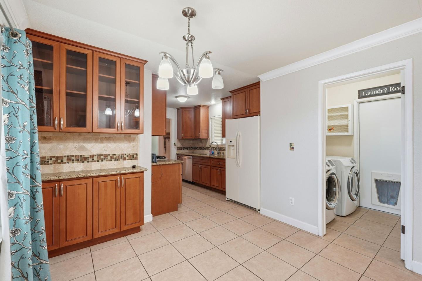 Detail Gallery Image 15 of 38 For 2425 Meadow Rue Dr, Modesto,  CA 95355 - 3 Beds | 2 Baths