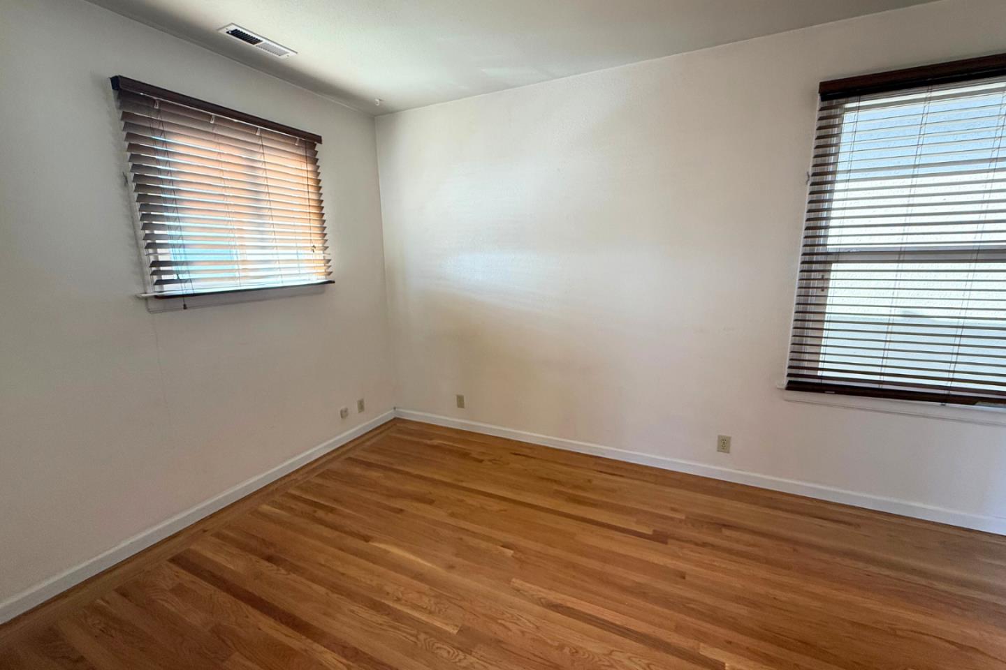 Detail Gallery Image 21 of 23 For 550 Miller Ave, South San Francisco,  CA 94080 - – Beds | – Baths