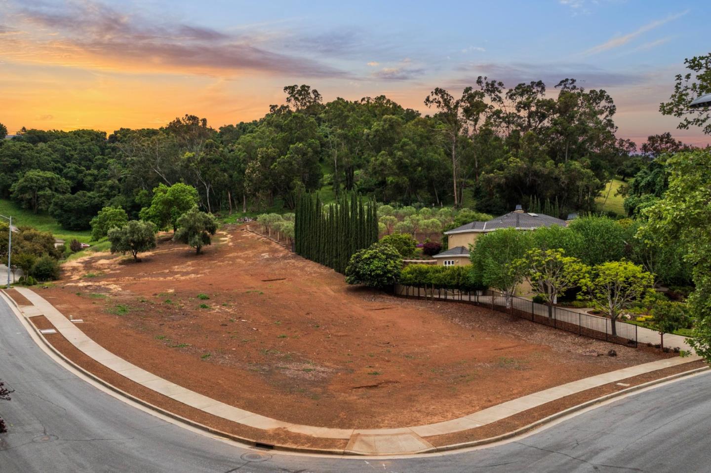 Detail Gallery Image 11 of 60 For 640 Sparhawk Dr, Morgan Hill,  CA 95037 - – Beds | – Baths