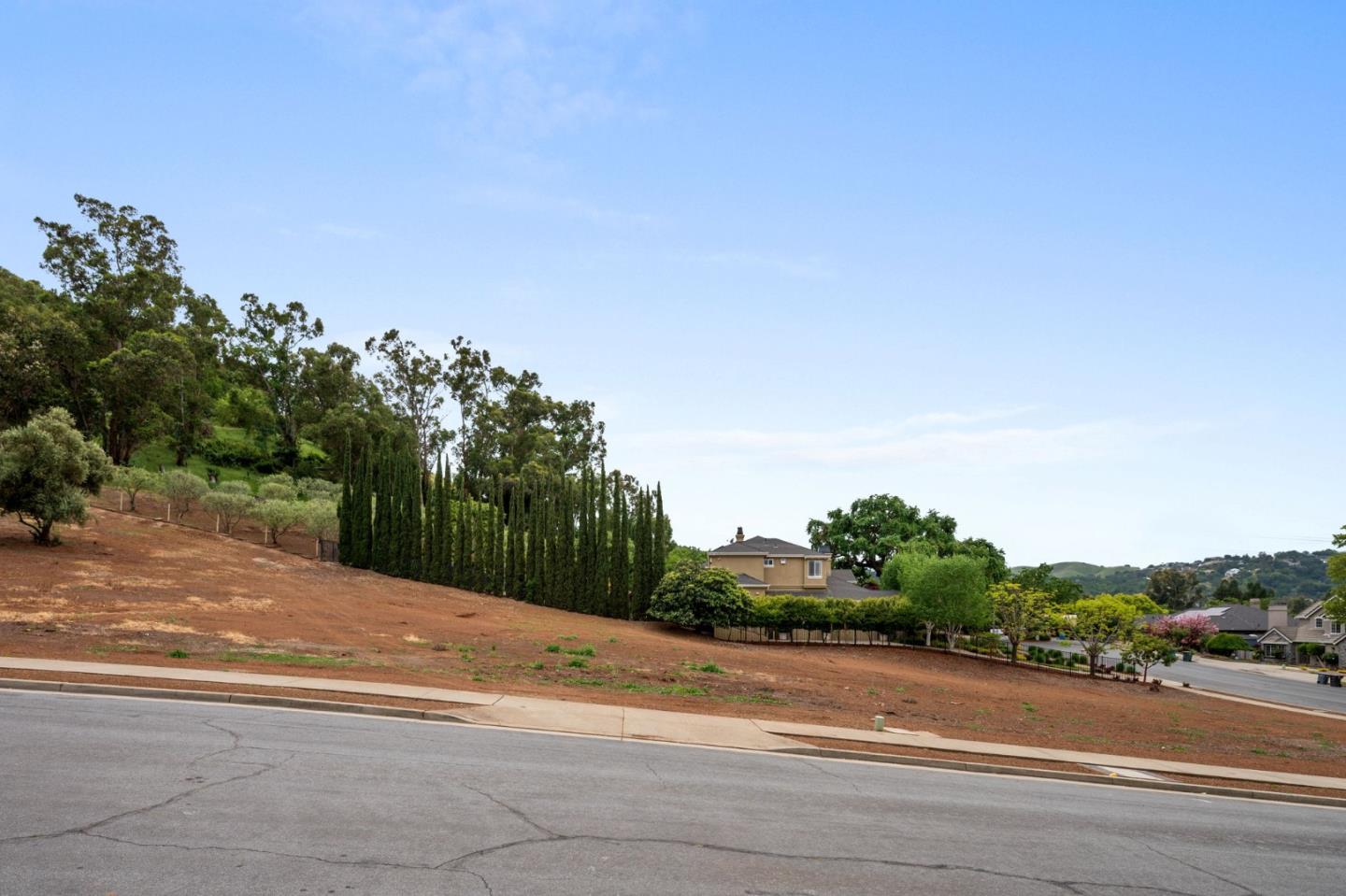 Detail Gallery Image 34 of 60 For 640 Sparhawk Dr, Morgan Hill,  CA 95037 - – Beds | – Baths