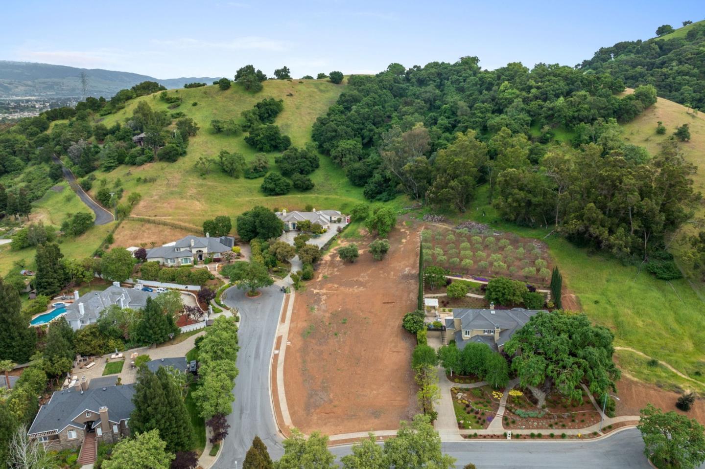 Detail Gallery Image 38 of 60 For 640 Sparhawk Dr, Morgan Hill,  CA 95037 - – Beds | – Baths