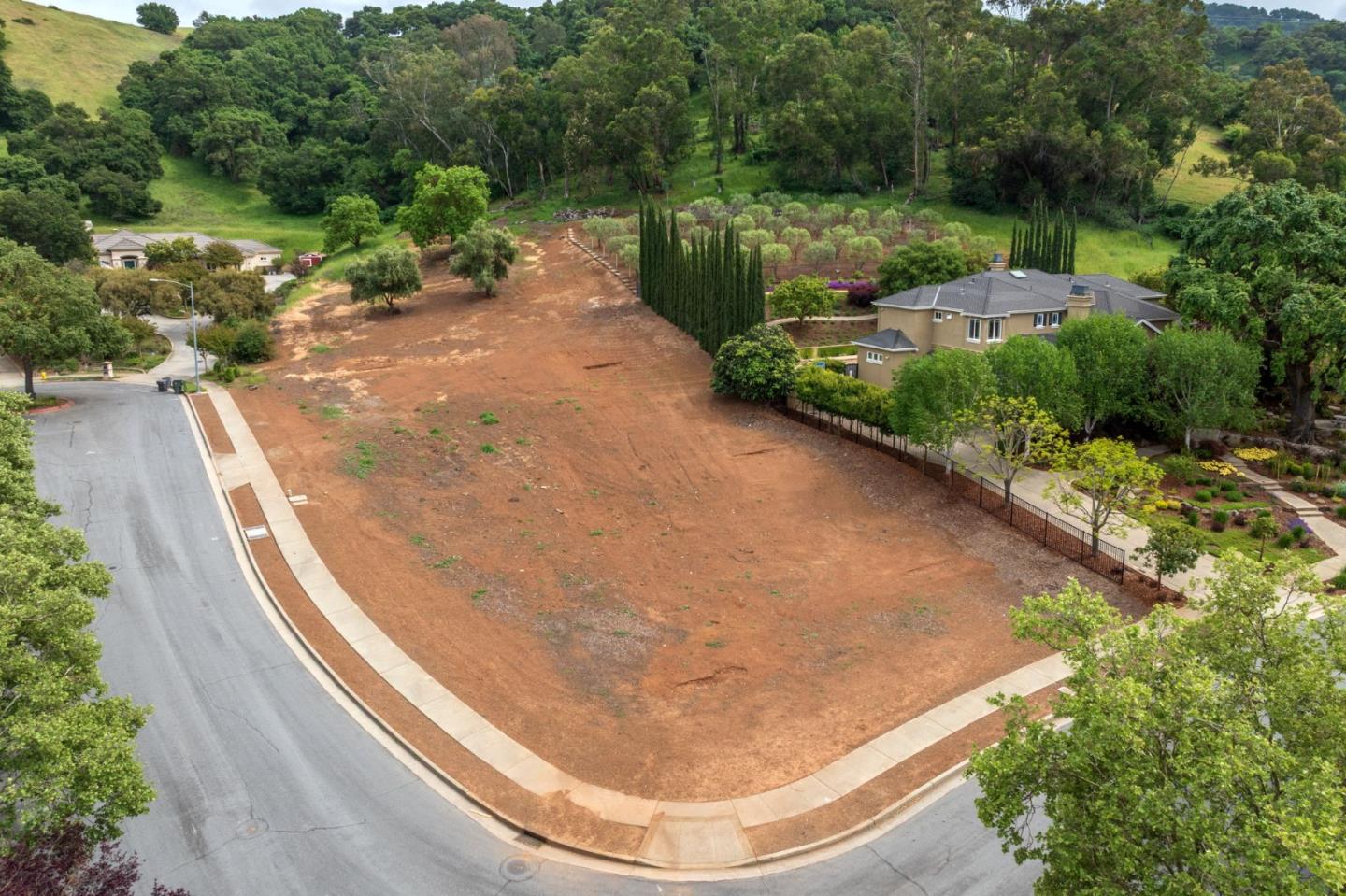 Detail Gallery Image 42 of 60 For 640 Sparhawk Dr, Morgan Hill,  CA 95037 - – Beds | – Baths