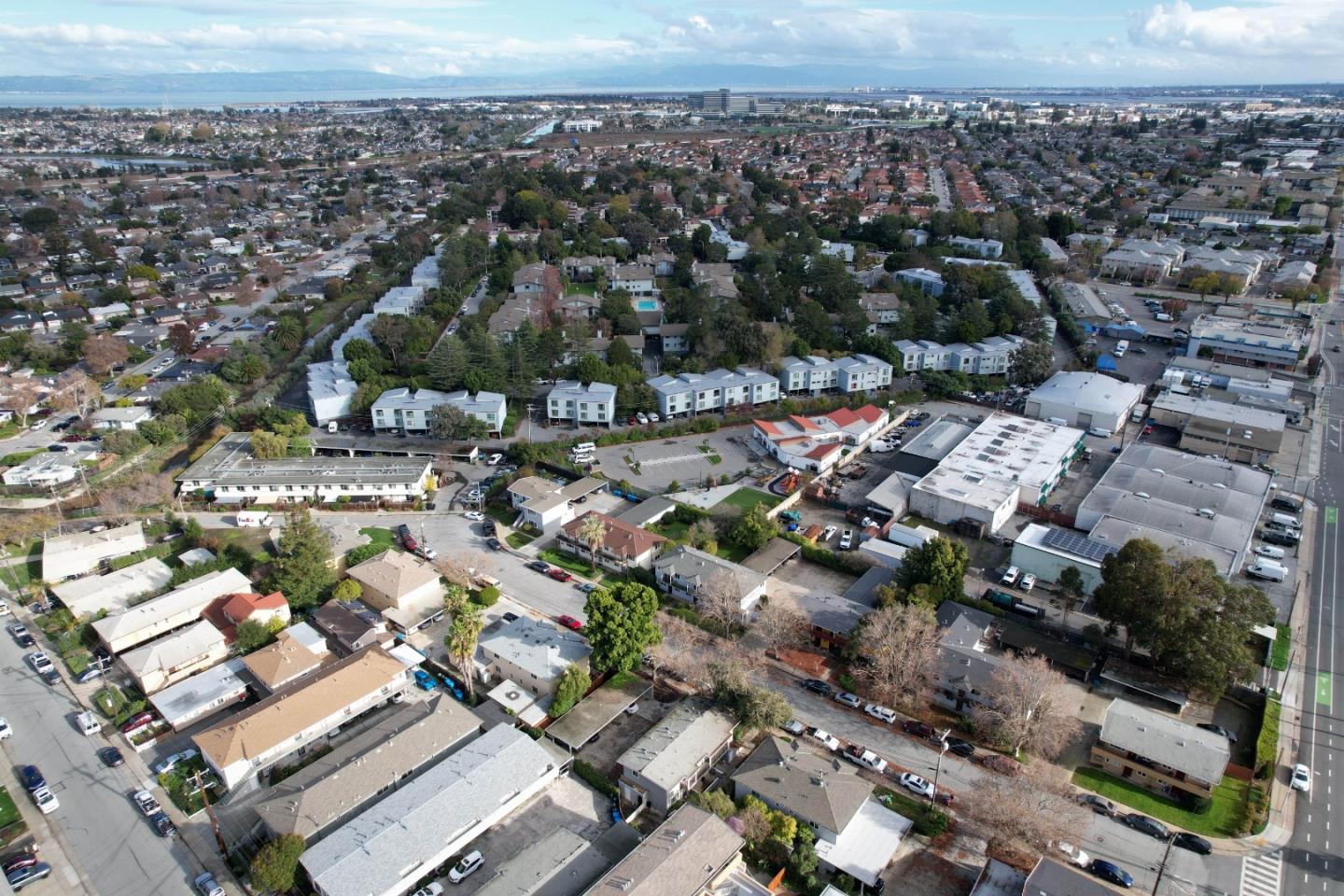 Detail Gallery Image 9 of 15 For 19 E 41st Pl, San Mateo,  CA 94403 - – Beds | – Baths