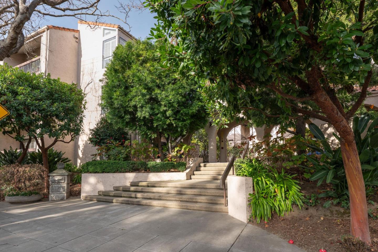 Photo #4: ML82032148 Listing: Photo #4