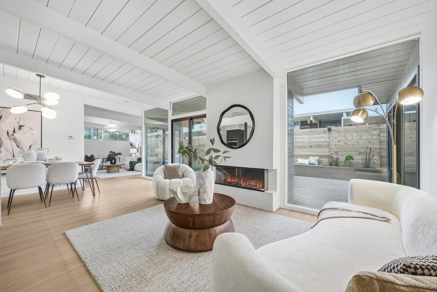 Detail Gallery Image 2 of 82 For 1718 Eleanor Dr, San Mateo,  CA 94402 - 3 Beds | 2 Baths