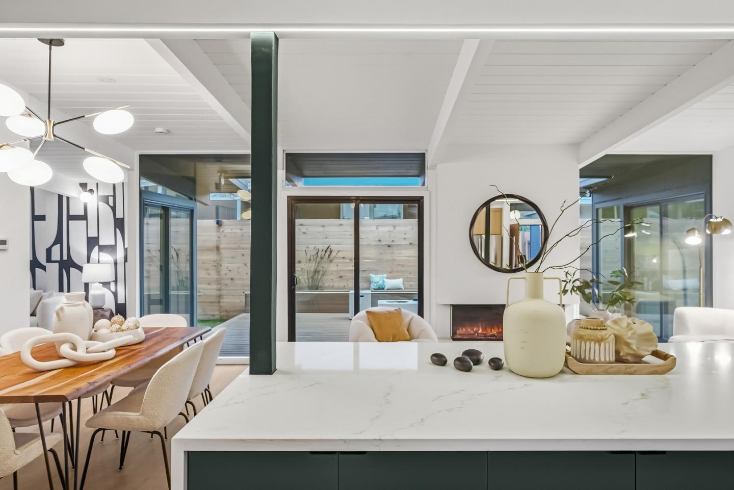 Detail Gallery Image 21 of 82 For 1718 Eleanor Dr, San Mateo,  CA 94402 - 3 Beds | 2 Baths