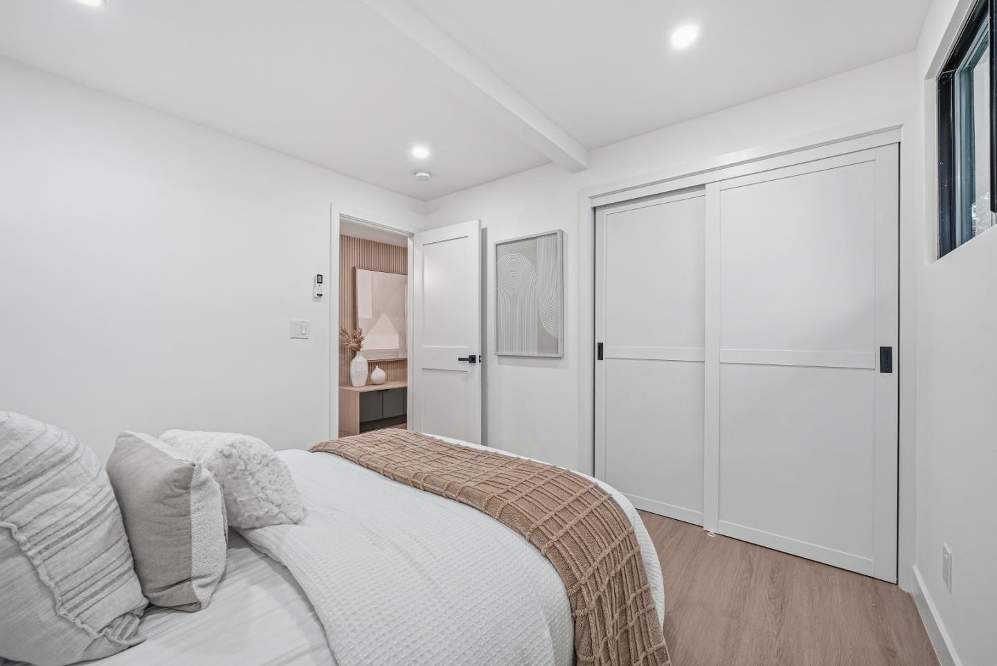 Detail Gallery Image 50 of 82 For 1718 Eleanor Dr, San Mateo,  CA 94402 - 3 Beds | 2 Baths