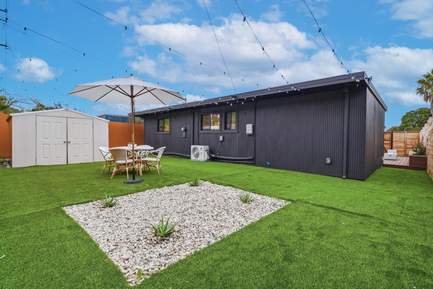 Detail Gallery Image 57 of 82 For 1718 Eleanor Dr, San Mateo,  CA 94402 - 3 Beds | 2 Baths