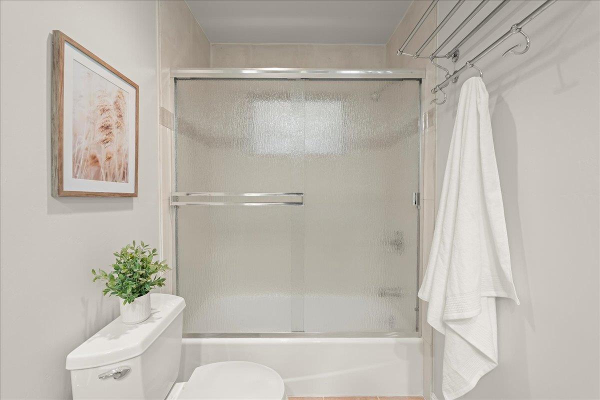 Detail Gallery Image 20 of 57 For 1922 Creek Dr, San Jose,  CA 95125 - 4 Beds | 3 Baths