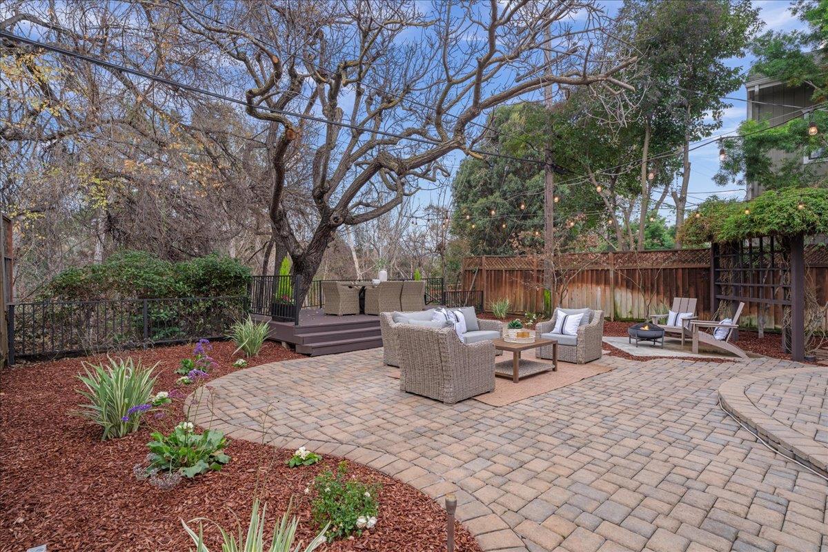 Detail Gallery Image 31 of 57 For 1922 Creek Dr, San Jose,  CA 95125 - 4 Beds | 3 Baths