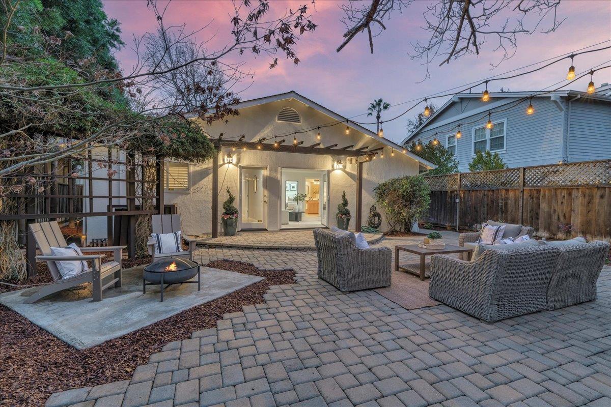 Detail Gallery Image 37 of 57 For 1922 Creek Dr, San Jose,  CA 95125 - 4 Beds | 3 Baths