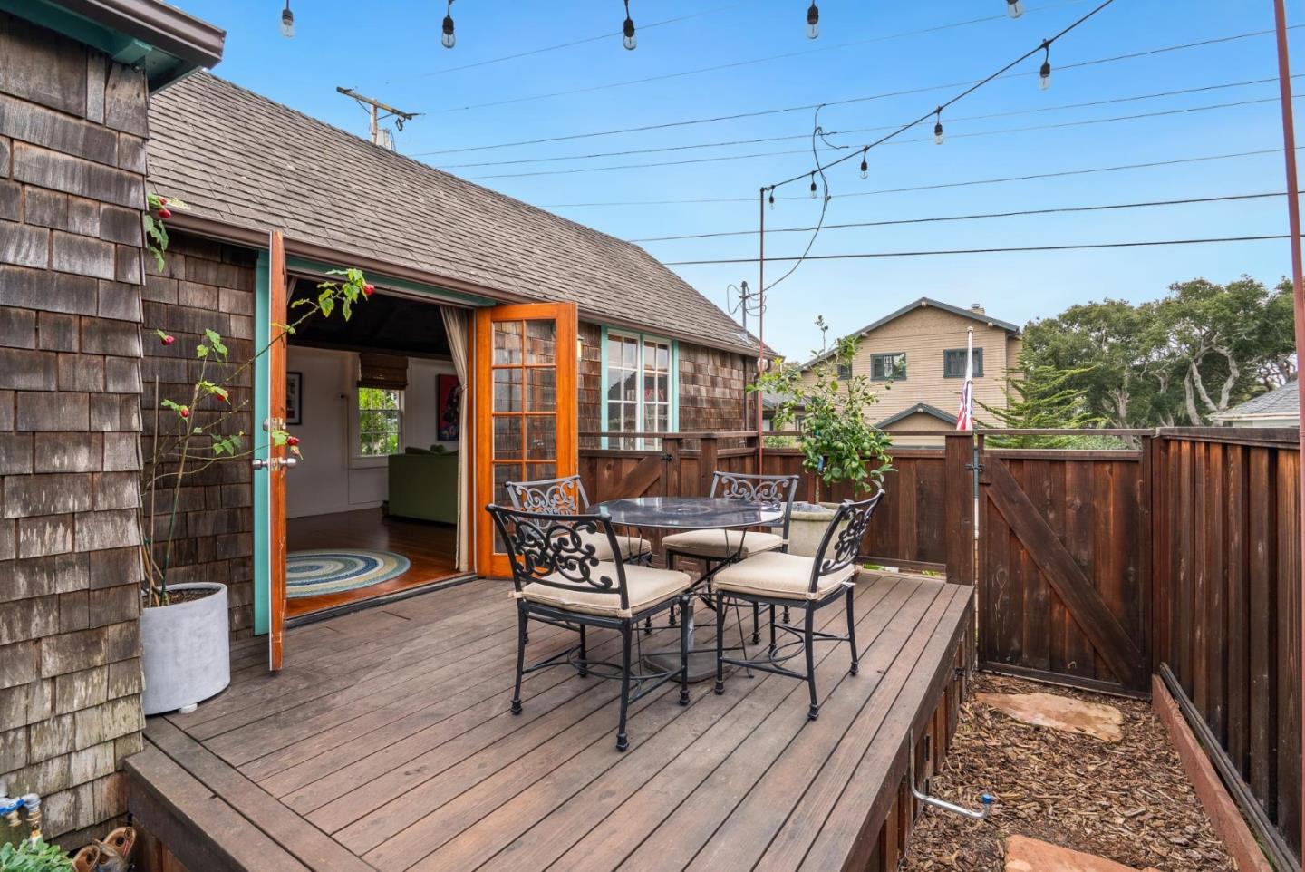 Detail Gallery Image 28 of 40 For 313 14th St, Pacific Grove,  CA 93950 - 1 Beds | 1 Baths