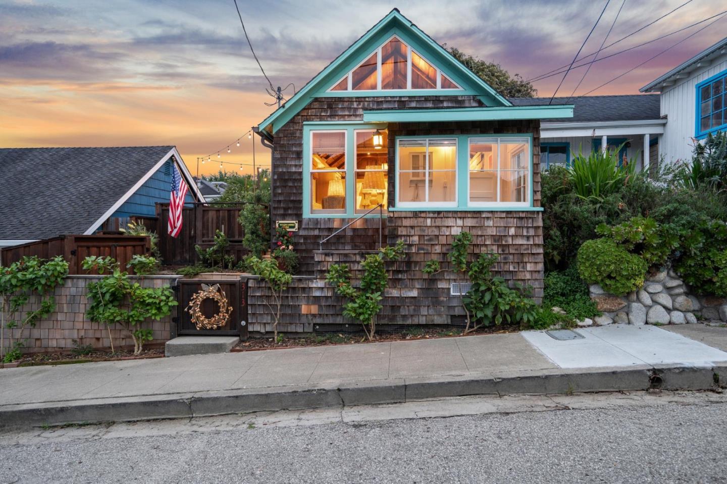 Detail Gallery Image 31 of 40 For 313 14th St, Pacific Grove,  CA 93950 - 1 Beds | 1 Baths