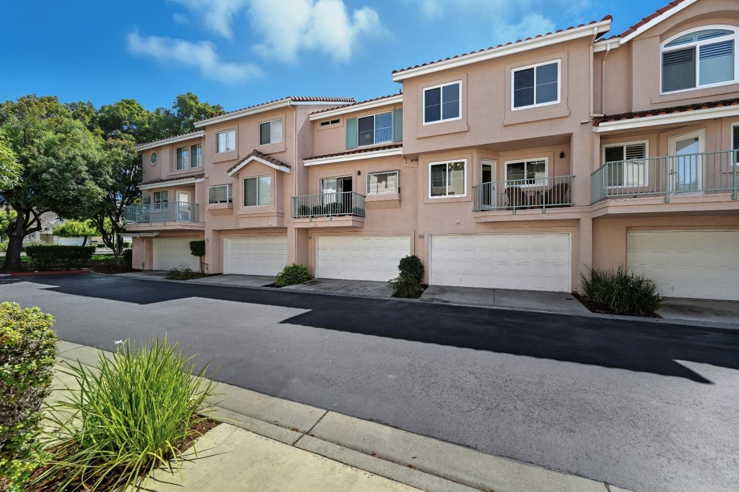 Detail Gallery Image 63 of 76 For 6004 Pisa Ter, Fremont,  CA 94555 - 3 Beds | 2/1 Baths