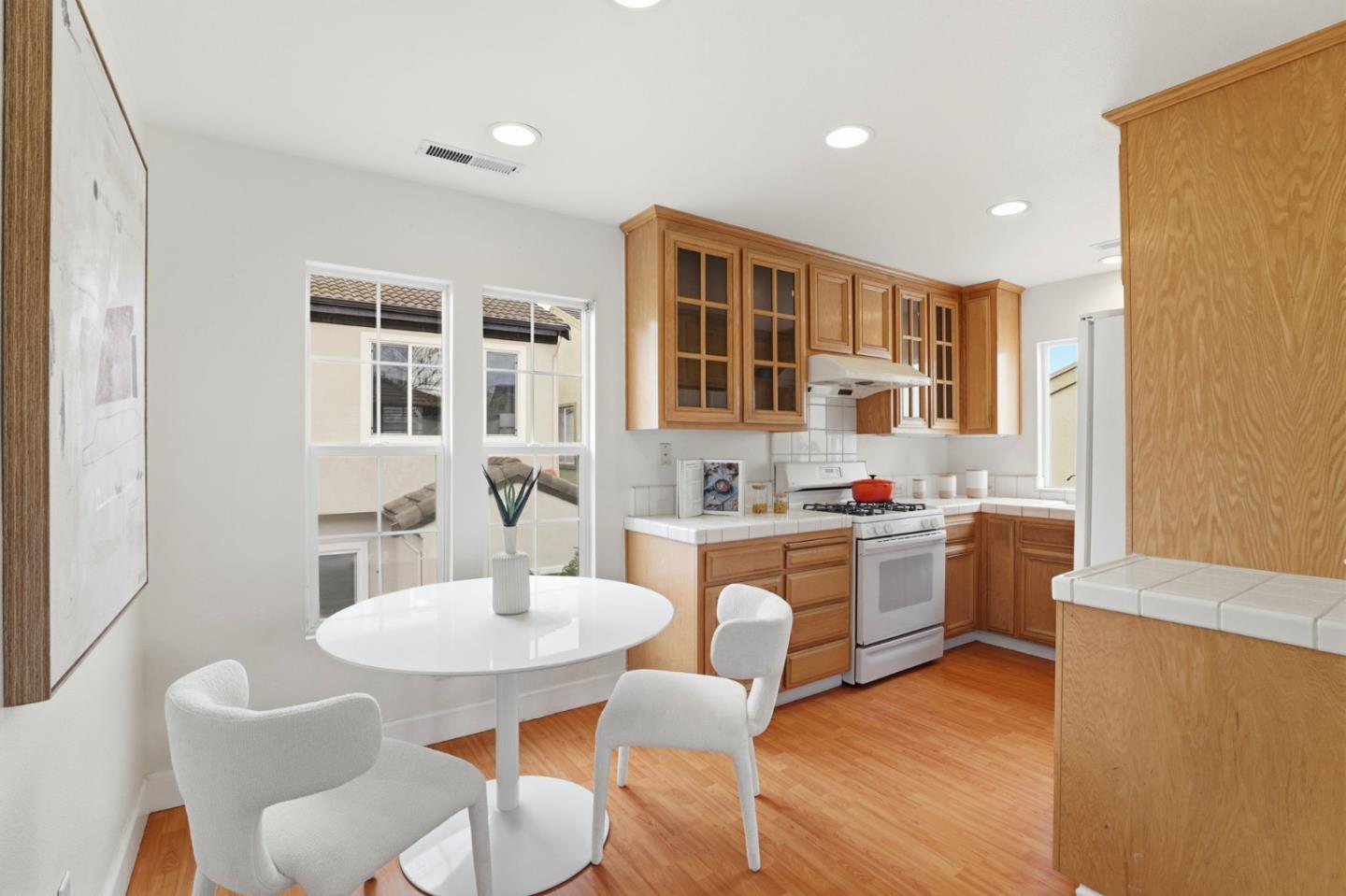 Detail Gallery Image 31 of 46 For 3337 Ariel Joshua Ct, San Jose,  CA 95135 - 5 Beds | 3/1 Baths