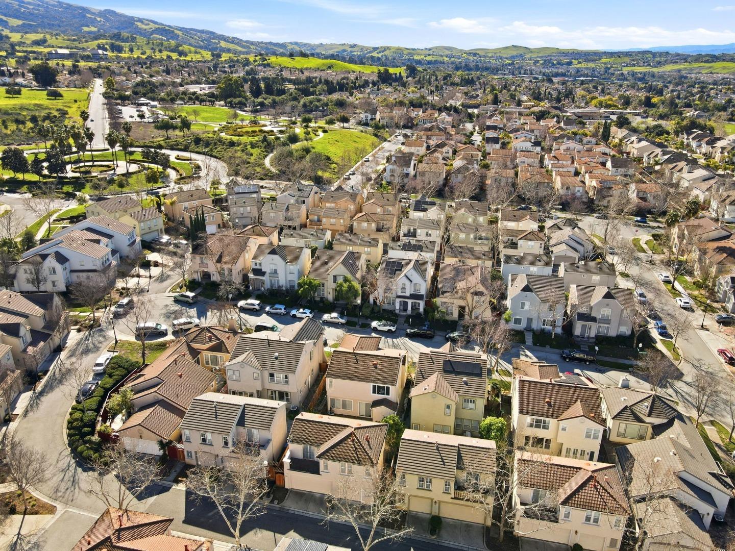 Detail Gallery Image 37 of 46 For 3337 Ariel Joshua Ct, San Jose,  CA 95135 - 5 Beds | 3/1 Baths