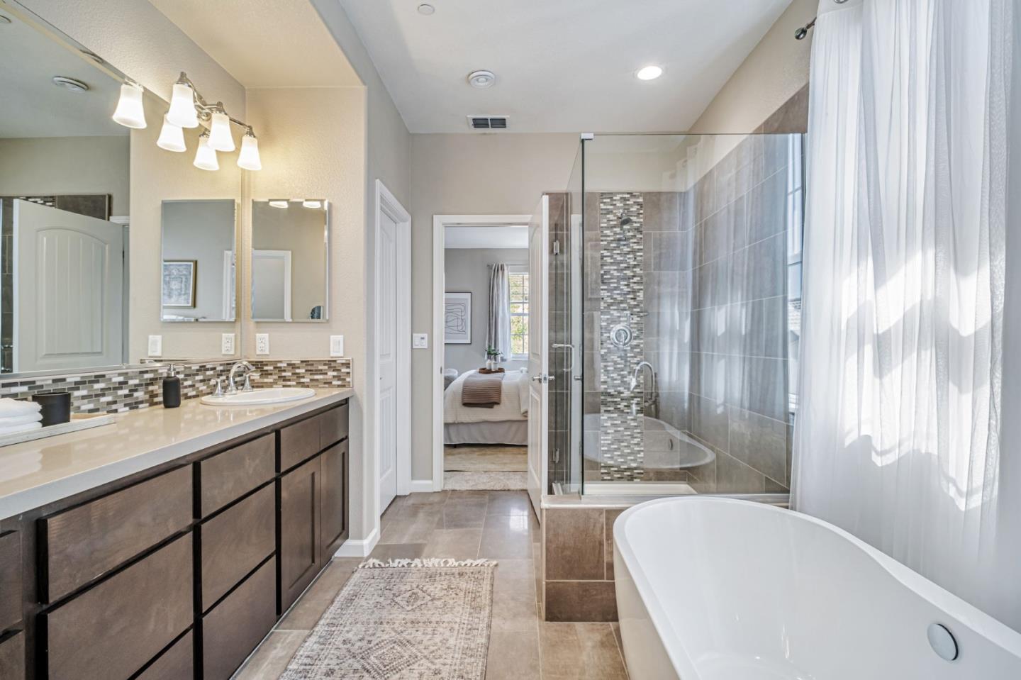 Detail Gallery Image 36 of 70 For 2703 Tribune Ave, Hayward,  CA 94542 - 5 Beds | 3/1 Baths