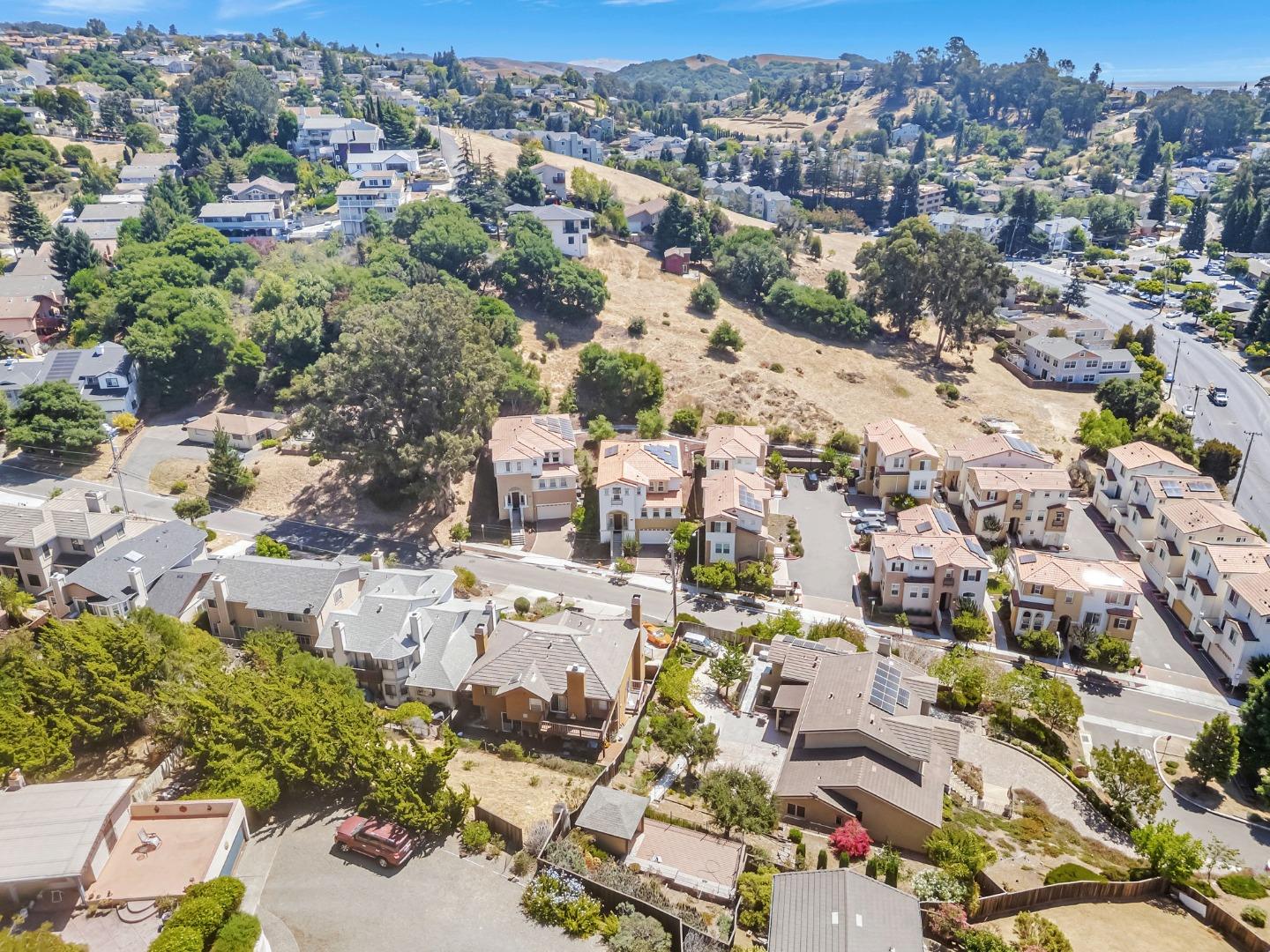 Detail Gallery Image 57 of 70 For 2703 Tribune Ave, Hayward,  CA 94542 - 5 Beds | 3/1 Baths