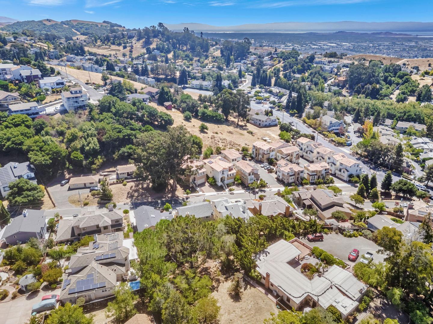 Detail Gallery Image 59 of 70 For 2703 Tribune Ave, Hayward,  CA 94542 - 5 Beds | 3/1 Baths