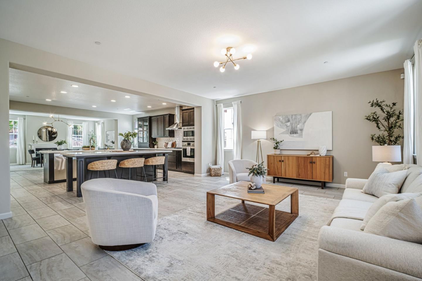 Detail Gallery Image 6 of 70 For 2703 Tribune Ave, Hayward,  CA 94542 - 5 Beds | 3/1 Baths