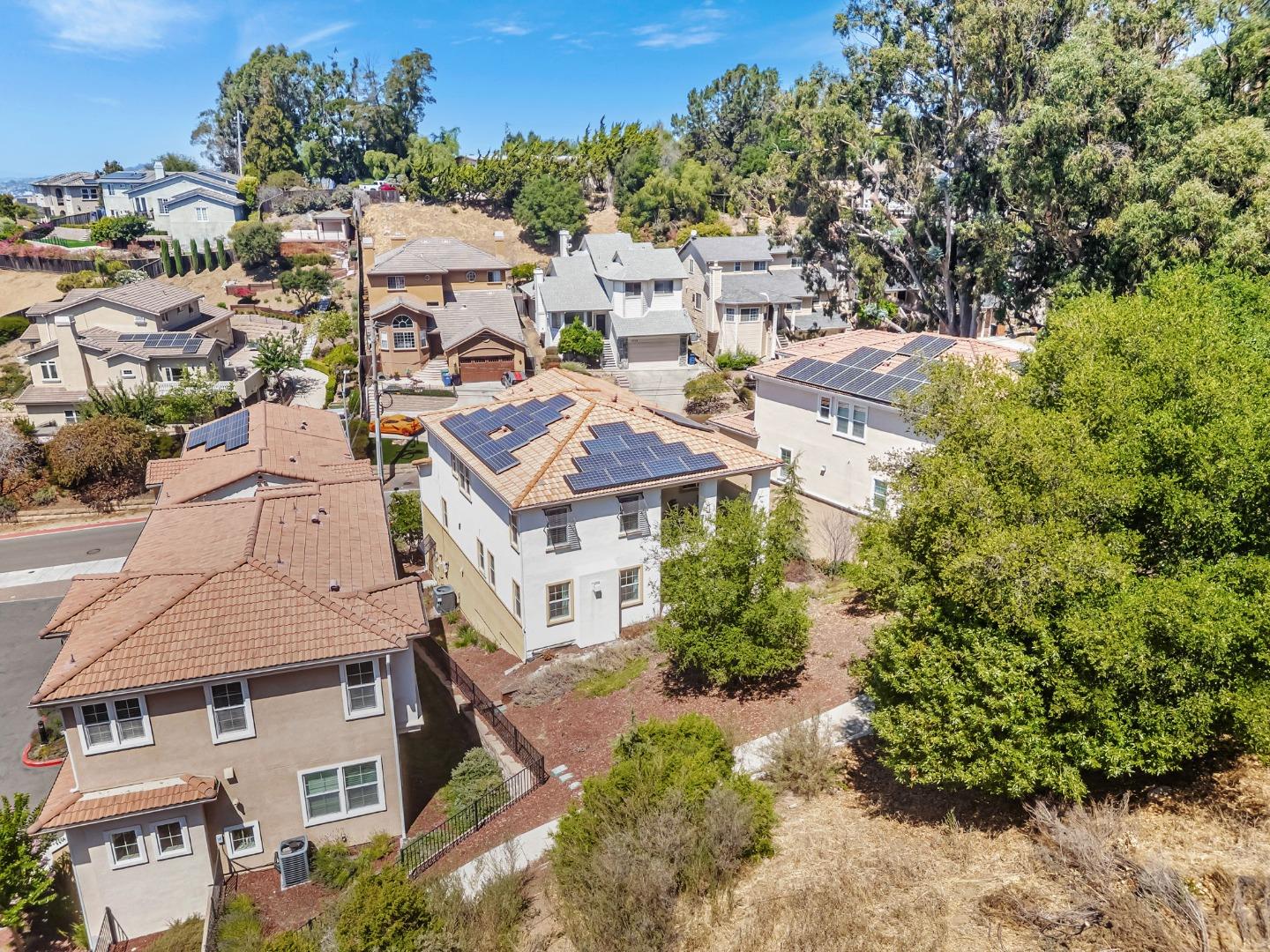 Detail Gallery Image 65 of 70 For 2703 Tribune Ave, Hayward,  CA 94542 - 5 Beds | 3/1 Baths