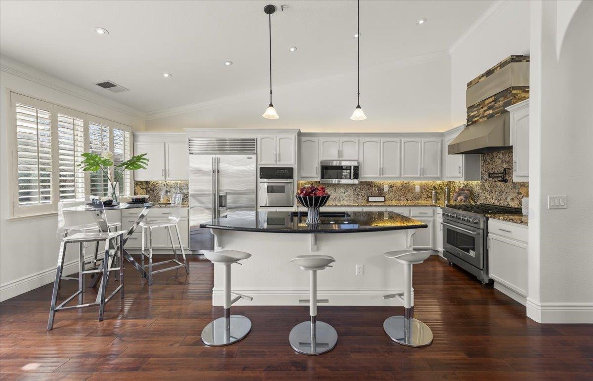 Detail Gallery Image 16 of 56 For 386 Cascades Ct, Morgan Hill,  CA 95037 - 4 Beds | 2 Baths