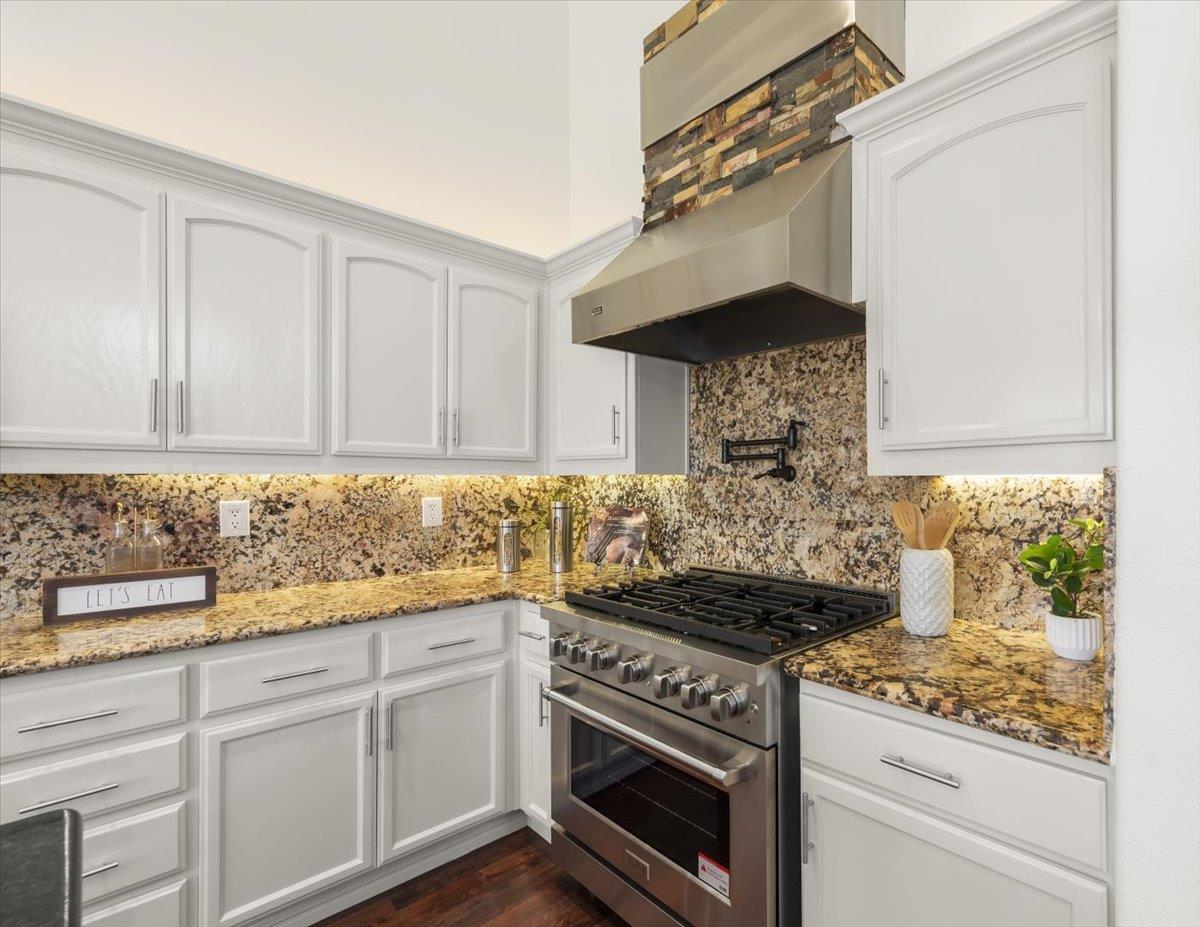 Detail Gallery Image 19 of 56 For 386 Cascades Ct, Morgan Hill,  CA 95037 - 4 Beds | 2 Baths