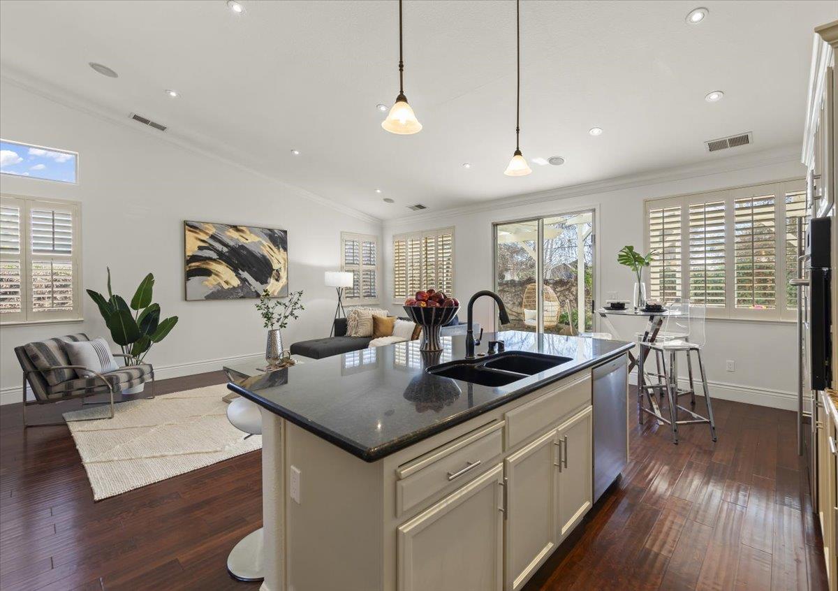 Detail Gallery Image 21 of 56 For 386 Cascades Ct, Morgan Hill,  CA 95037 - 4 Beds | 2 Baths