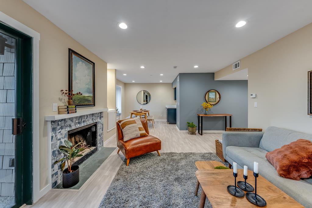 Detail Gallery Image 14 of 29 For 323 Broadway #A1,  Santa Cruz,  CA 95060 - 2 Beds | 2 Baths