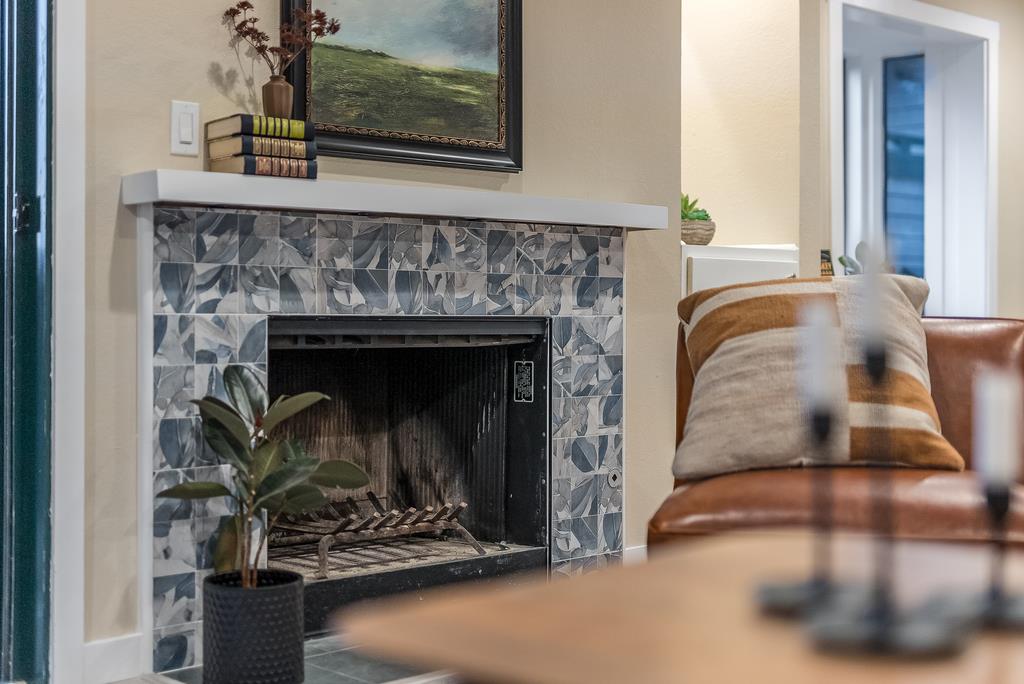 Detail Gallery Image 15 of 29 For 323 Broadway #A1,  Santa Cruz,  CA 95060 - 2 Beds | 2 Baths