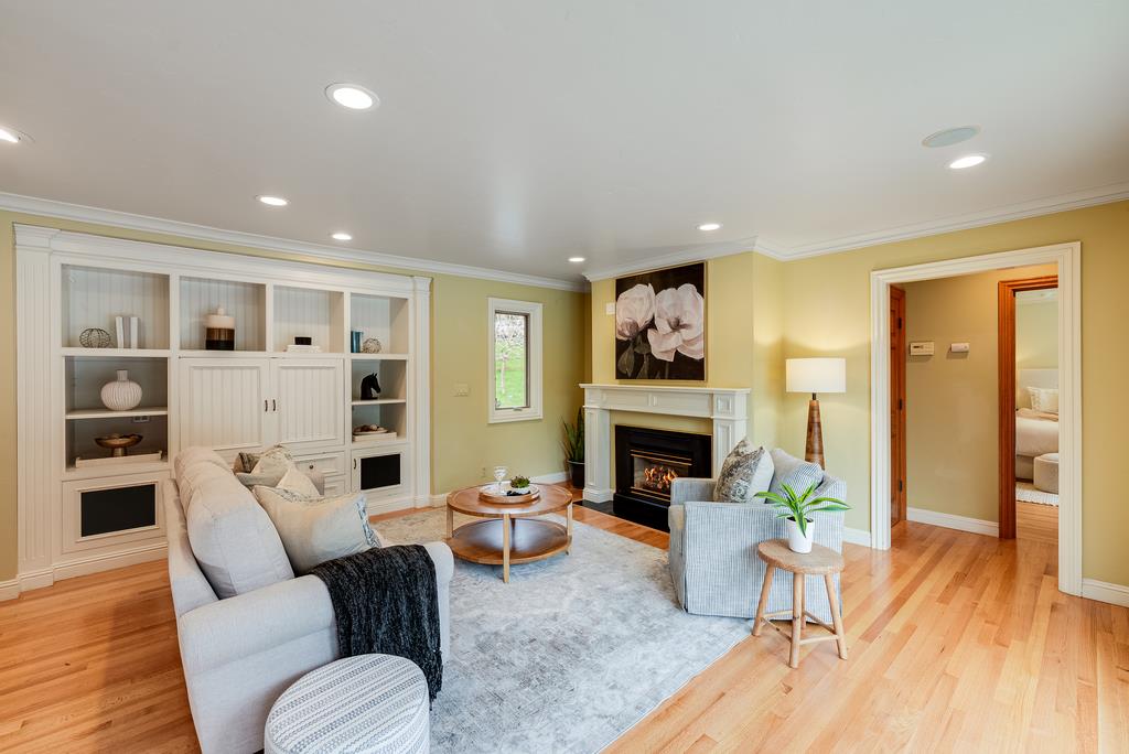 Detail Gallery Image 23 of 67 For 500 Calle Del Sol, Aptos,  CA 95003 - 2 Beds | 3 Baths