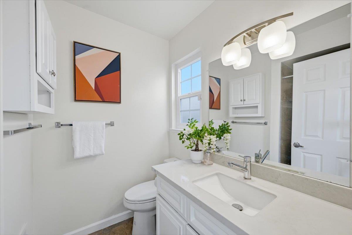 Detail Gallery Image 33 of 64 For 1570 Hillsdale Ave, San Jose,  CA 95118 - 5 Beds | 4/1 Baths