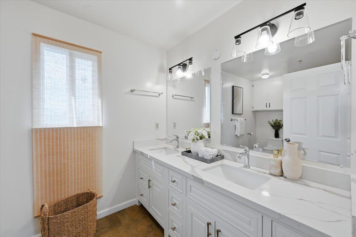 Detail Gallery Image 35 of 64 For 1570 Hillsdale Ave, San Jose,  CA 95118 - 5 Beds | 4/1 Baths