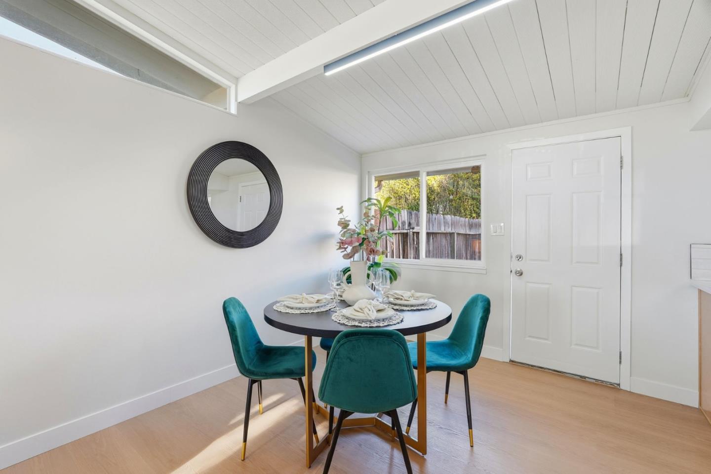 Detail Gallery Image 8 of 21 For 1324 Orlando Dr, San Jose,  CA 95122 - 3 Beds | 1 Baths