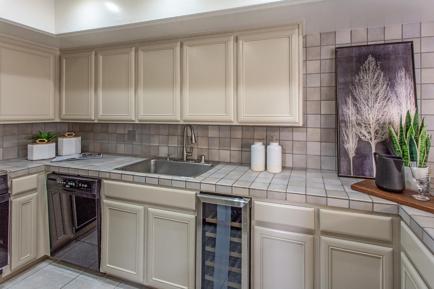 Detail Gallery Image 10 of 31 For 227 Casitas Bulevar, Los Gatos,  CA 95032 - 2 Beds | 2/1 Baths