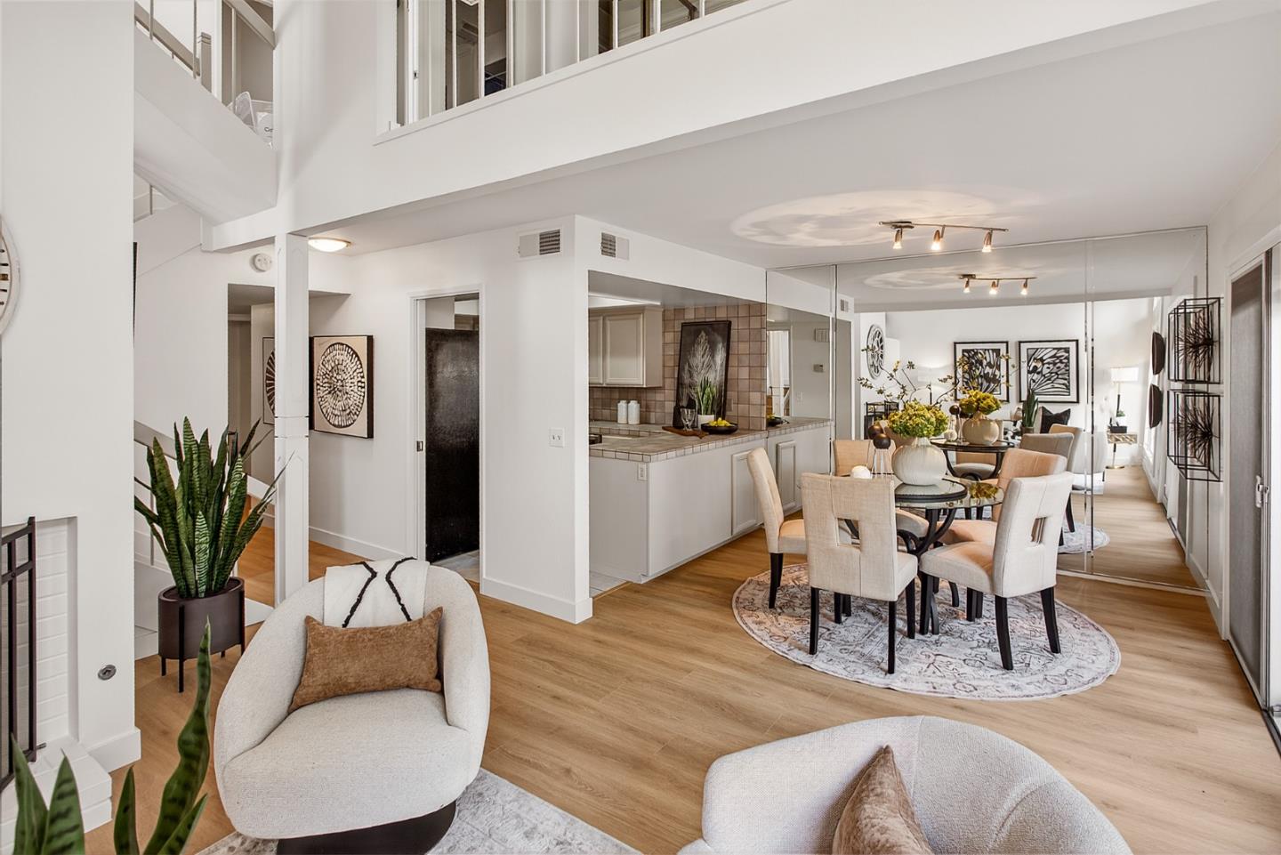 Detail Gallery Image 7 of 31 For 227 Casitas Bulevar, Los Gatos,  CA 95032 - 2 Beds | 2/1 Baths