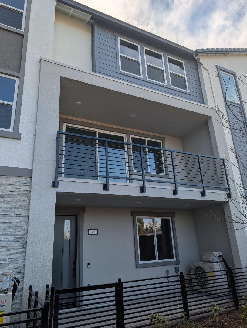 Detail Gallery Image 2 of 28 For 291 Wagon Way #28-02 - PLAN 6,  Campbell,  CA 95008 - 4 Beds | 3/1 Baths