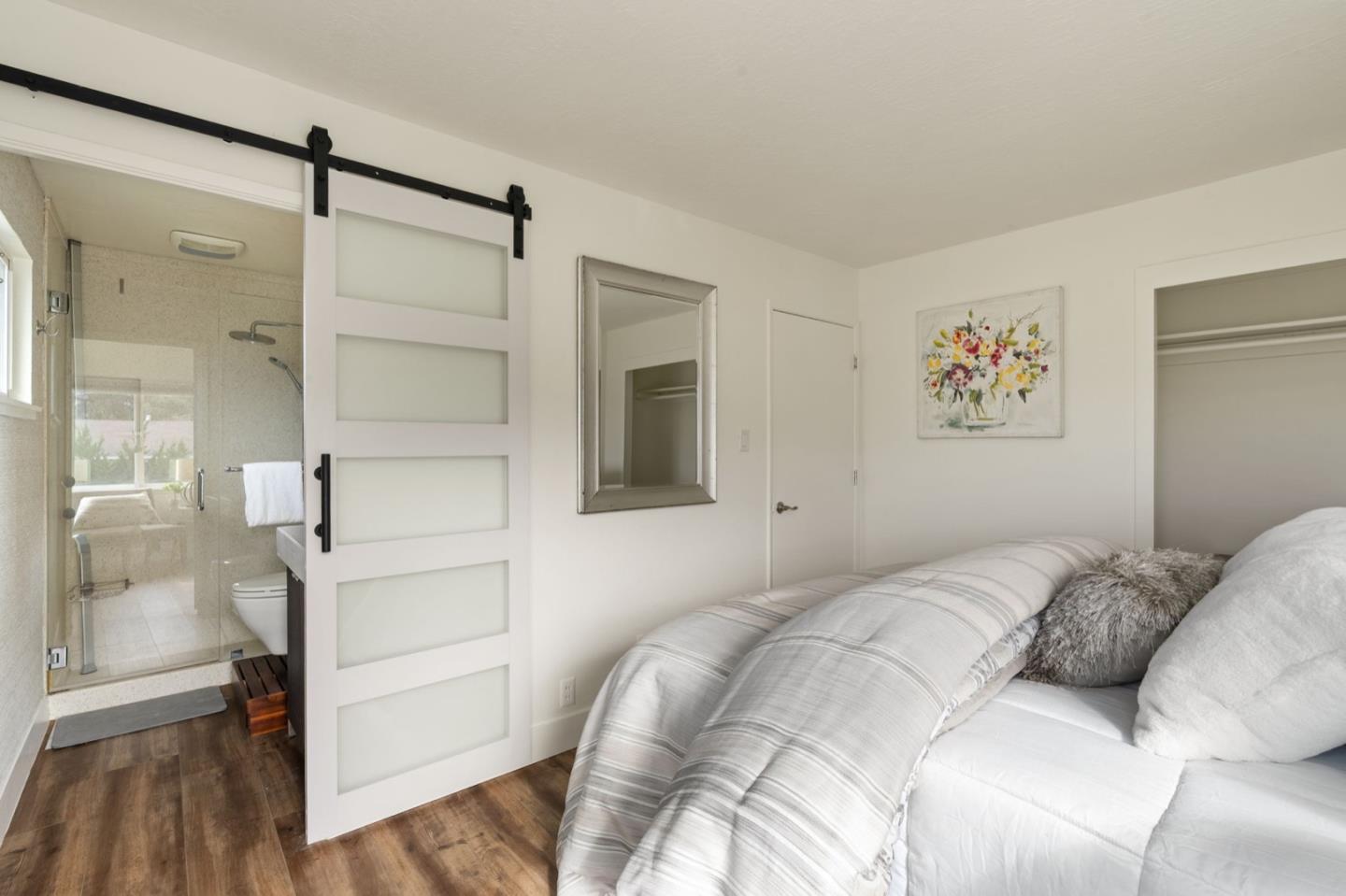 Detail Gallery Image 20 of 34 For 1114 Sheila Ln, Pacifica,  CA 94044 - 4 Beds | 2/1 Baths