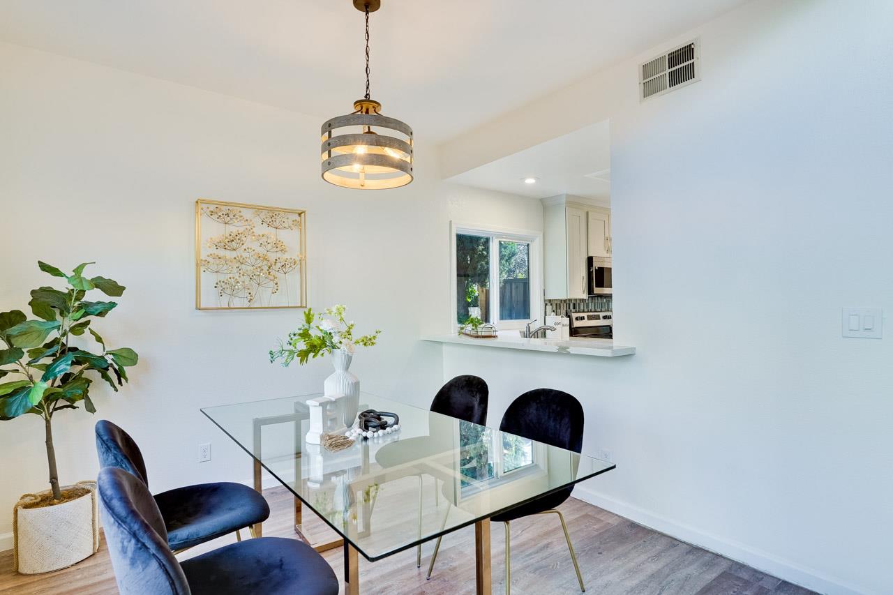 Detail Gallery Image 23 of 51 For 4725 Mallard Cmn, Fremont,  CA 94555 - 3 Beds | 2/1 Baths