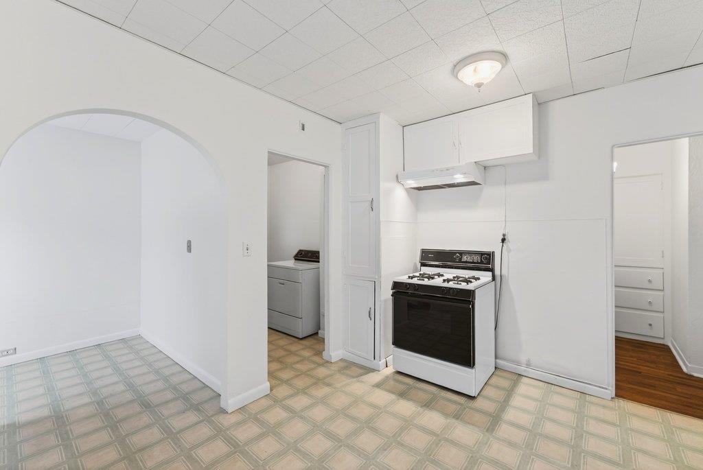 Detail Gallery Image 11 of 41 For 215 Cayuga St, Santa Cruz,  CA 95062 - 2 Beds | 1 Baths