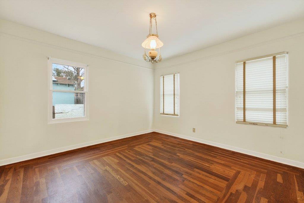 Detail Gallery Image 17 of 41 For 215 Cayuga St, Santa Cruz,  CA 95062 - 2 Beds | 1 Baths