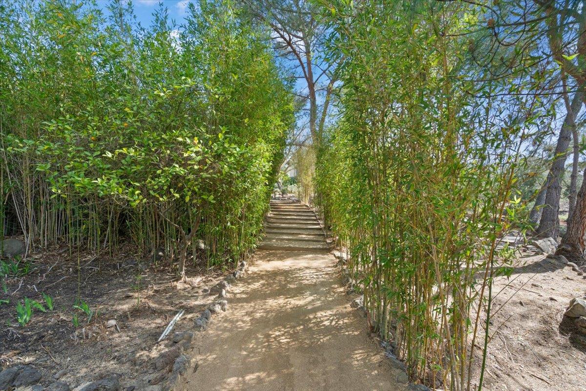 Detail Gallery Image 74 of 81 For 9539 via Del Cielo, Gilroy,  CA 95020 - 5 Beds | 4/1 Baths